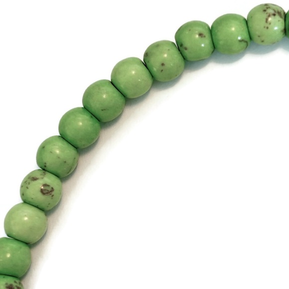 As Low As $2 Pear Green Smooth Synthetic Turquoise Round Beads 6mm (30) - Picture 1 of 2